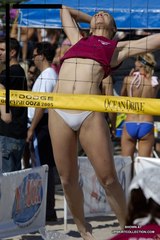 Beach volleyball girl's yummy camel toe